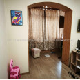 Продам квартиру, Победы просп. , 2 кім., 79.20 м², авторский дизайн 
