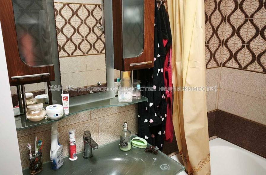 Продам квартиру, Победы просп. , 2 кім., 79.20 м², авторский дизайн 