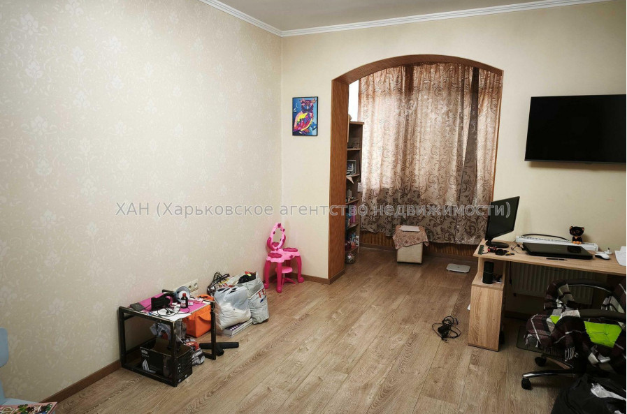 Продам квартиру, Победы просп. , 2 кім., 79.20 м², авторский дизайн 