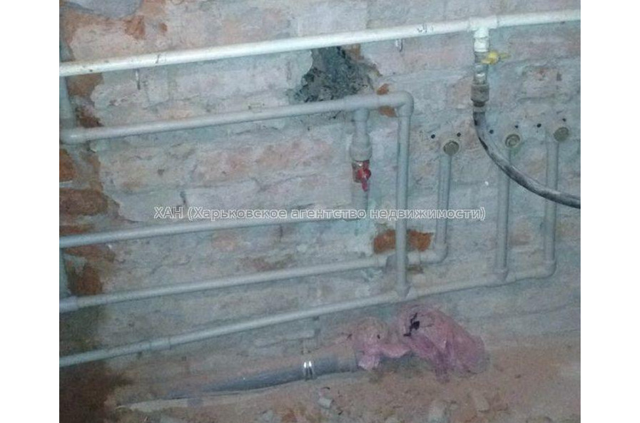 Продам квартиру, Малоджанкойская ул. , 1 кім., 33 м², без внутренних работ 