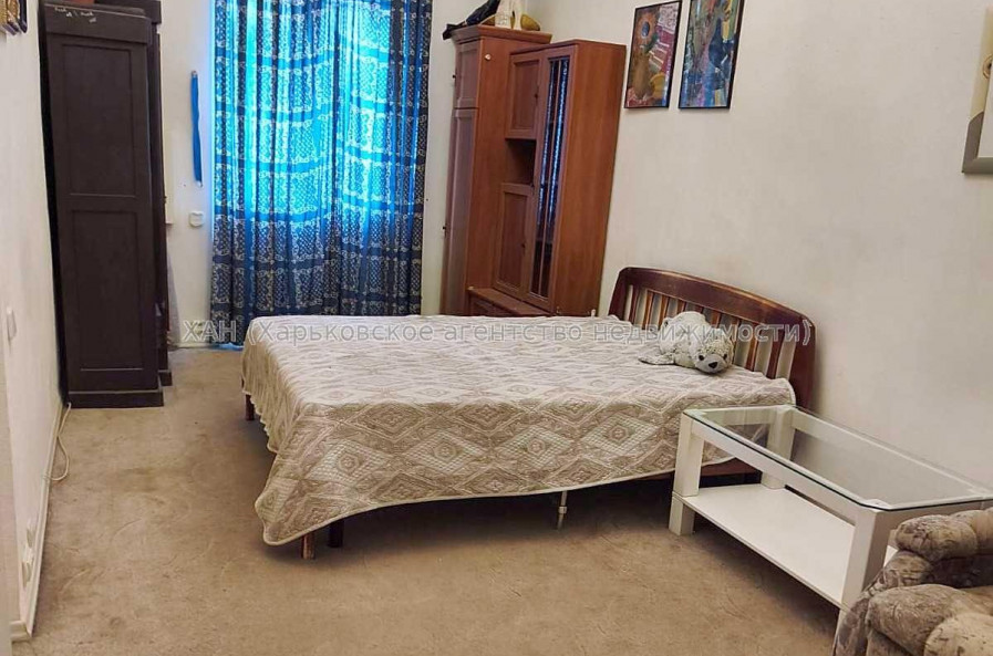 Продам квартиру, Мироносицкая ул. , 2 кім., 85.80 м², капитальный ремонт 