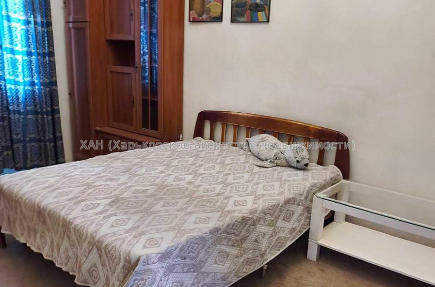 Продам квартиру, Мироносицкая ул. , 2 кім., 85.80 м², капитальный ремонт 