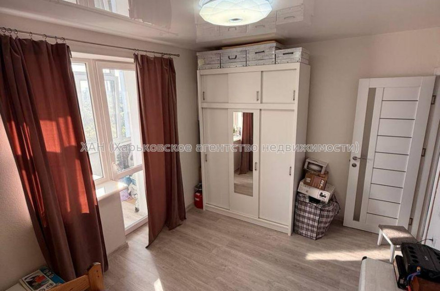 Продам квартиру, Полтавский Шлях ул. , 3 кім., 70 м², капитальный ремонт 