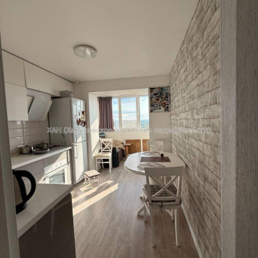 Продам квартиру, Полтавский Шлях ул. , 3 кім., 70 м², капитальный ремонт 