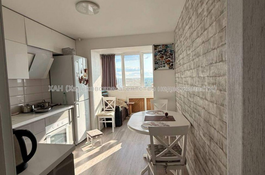 Продам квартиру, Полтавский Шлях ул. , 3 кім., 70 м², капитальный ремонт 