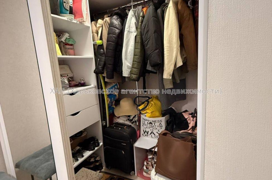 Продам квартиру, Полтавский Шлях ул. , 3 кім., 70 м², капитальный ремонт 