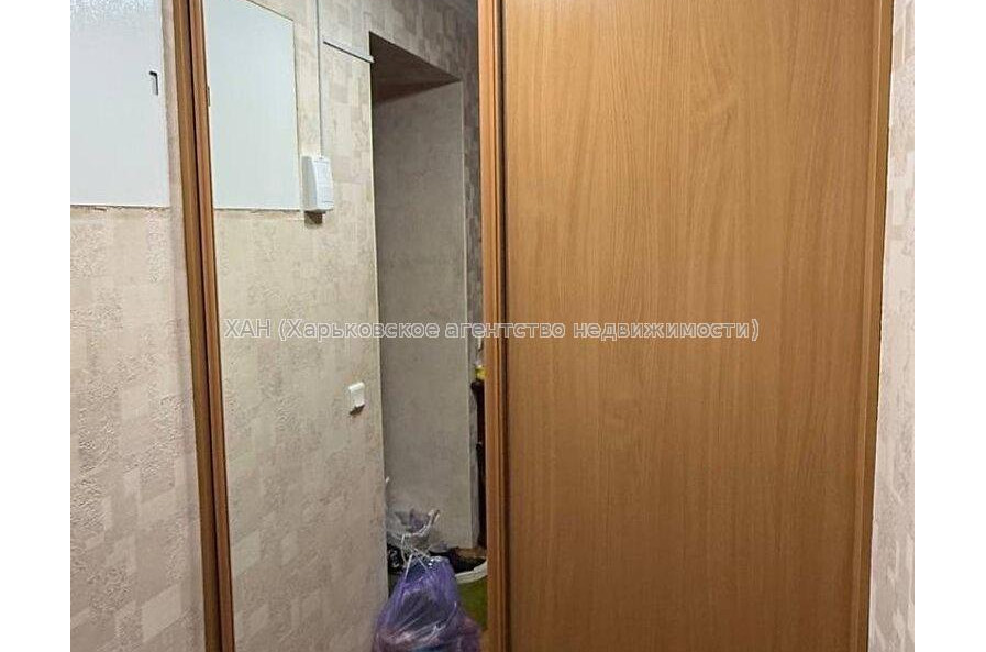 Продам квартиру, Клочковская ул. , 3 кім., 68 м², капитальный ремонт 