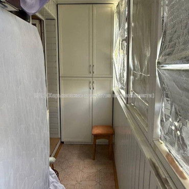 Продам квартиру, Клочковская ул. , 3 кім., 68 м², капитальный ремонт 