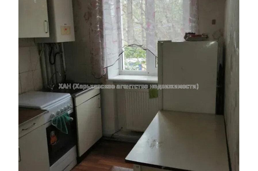 Продам квартиру, Лютовская ул. , 1  ком., 31.30 м², косметический ремонт 