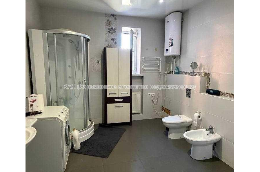 Продам квартиру, Данилевского ул. , 3  ком., 142.20 м², евроремонт 