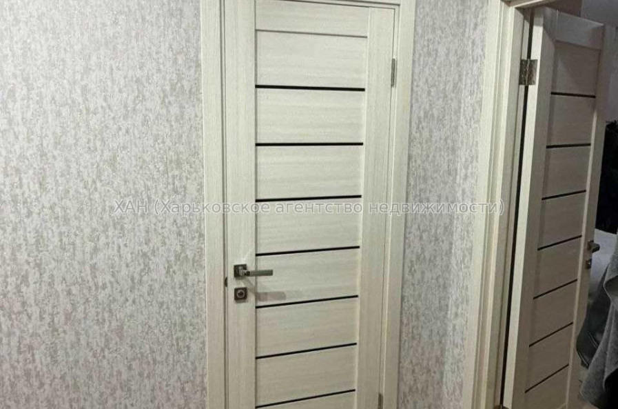 Продам квартиру, Льва Ландау просп. , 2 кім., 55 м², капитальный ремонт 