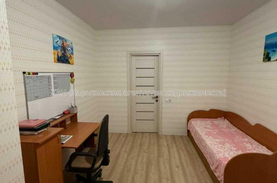 Продам квартиру, Льва Ландау просп. , 2 кім., 55 м², капитальный ремонт 