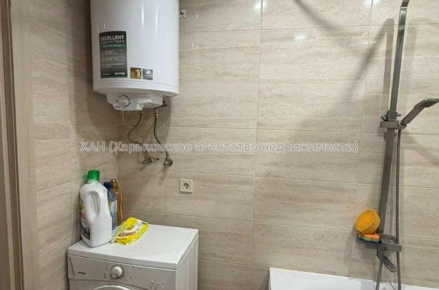 Продам квартиру, Льва Ландау просп. , 2 кім., 55 м², капитальный ремонт 