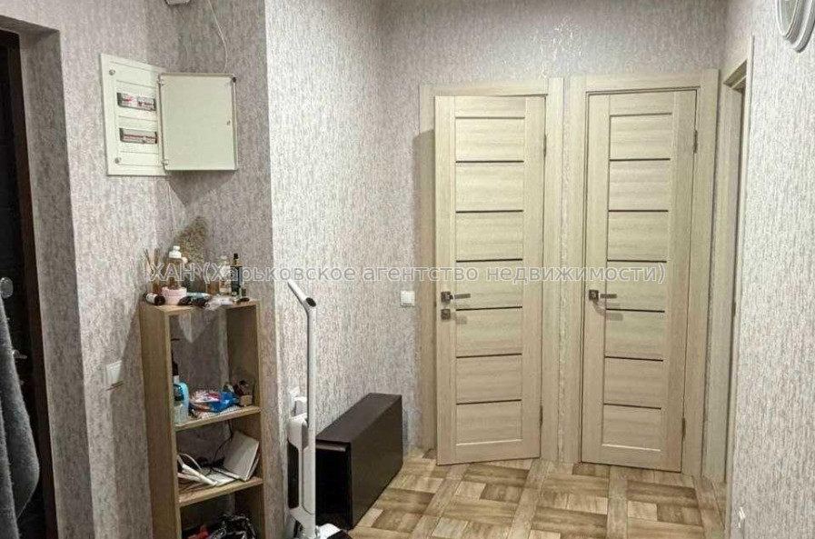 Продам квартиру, Льва Ландау просп. , 2 кім., 55 м², капитальный ремонт 