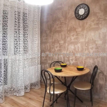 Продам квартиру, Мира ул. , 1  ком., 48 м², евроремонт 