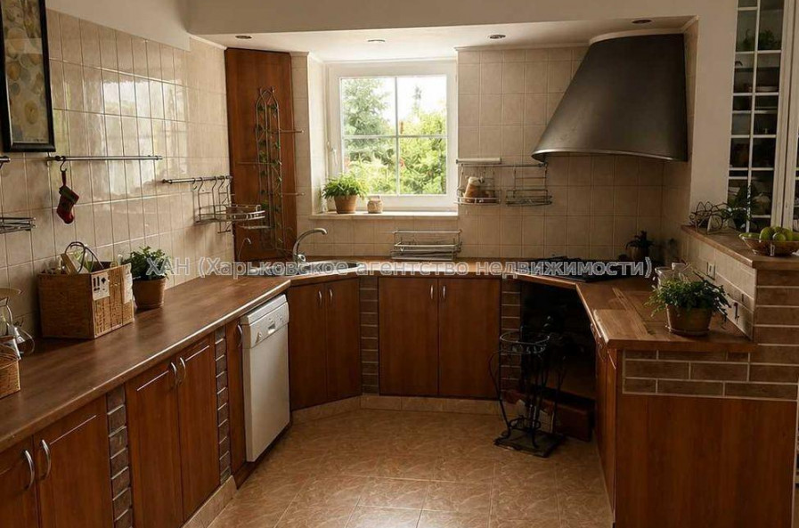 Продам дом, Кольцевая ул. , 400 м², 12 сот., авторский дизайн 