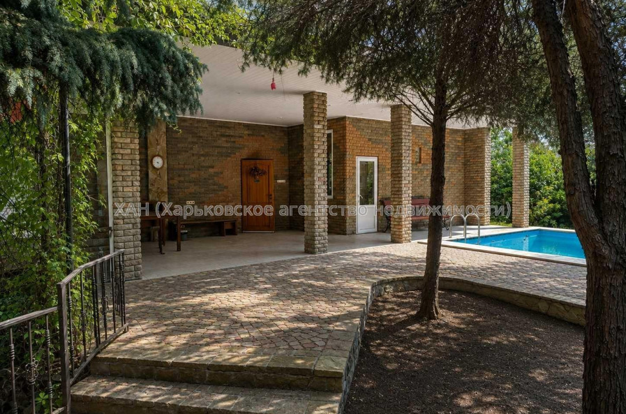 Продам дом, Кольцевая ул. , 400 м², 12 сот., авторский дизайн 
