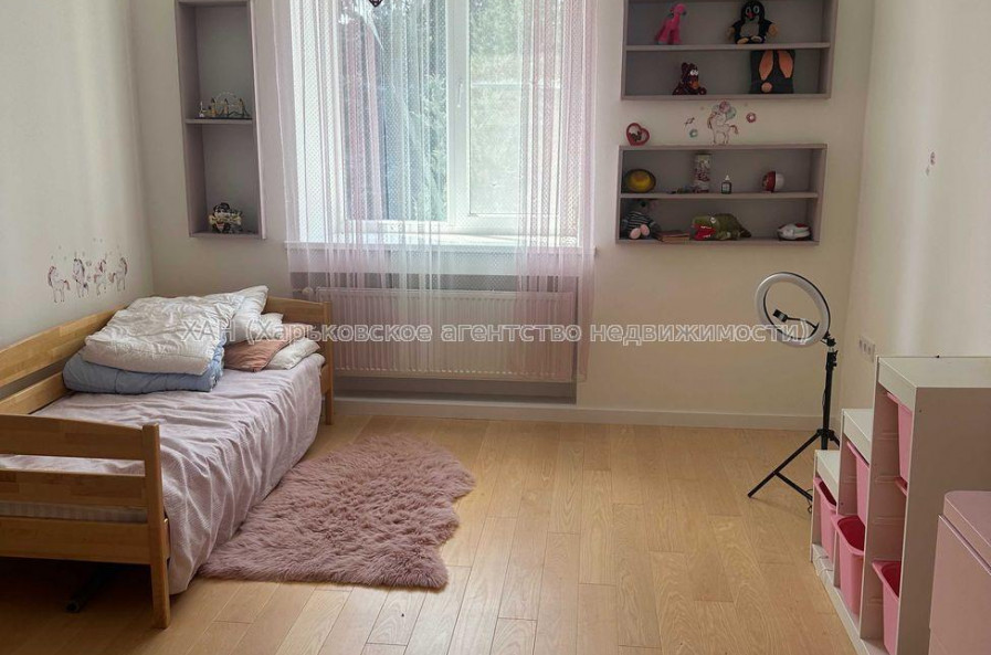Продам дом, Кольцевая ул. , 400 м², 12 сот., авторский дизайн 