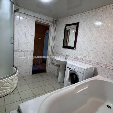 Продам будинок, Золочевская ул. , 100 м², 3 соток, косметический ремонт 