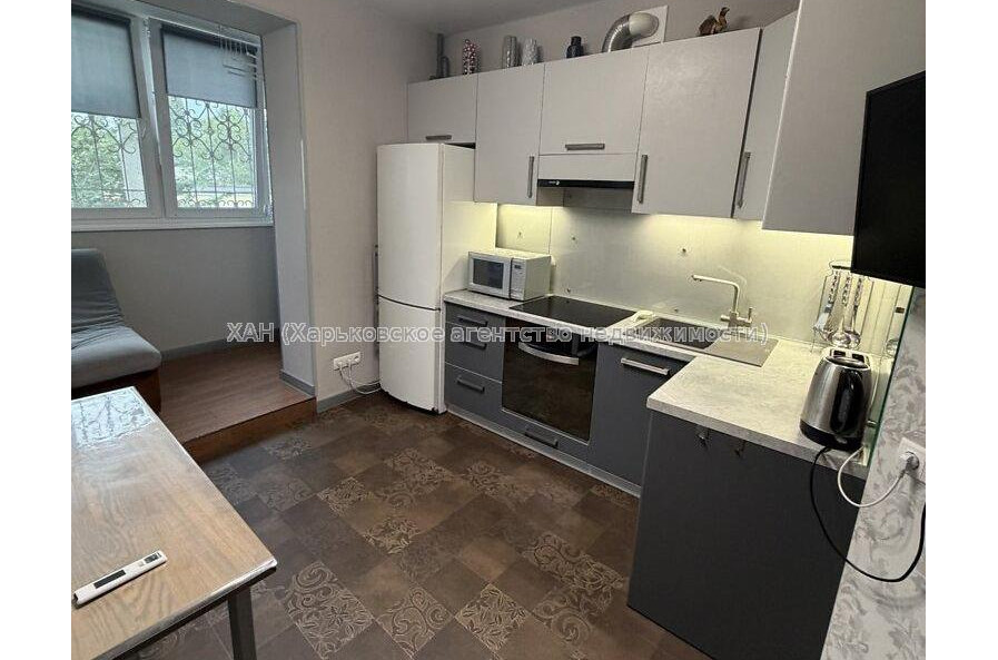 Продам квартиру, Велозаводская ул. , 2 кім., 57.50 м², евроремонт 