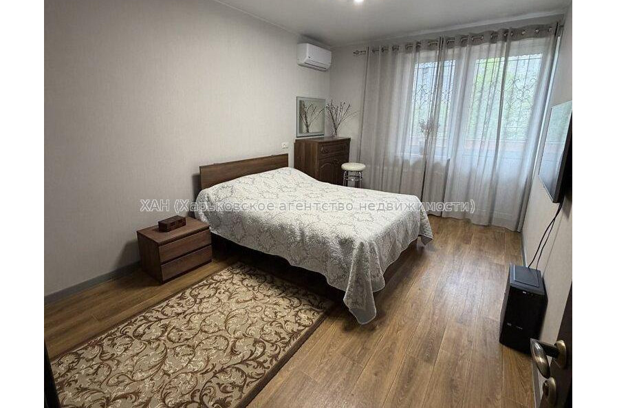 Продам квартиру, Велозаводская ул. , 2 кім., 57.50 м², евроремонт 