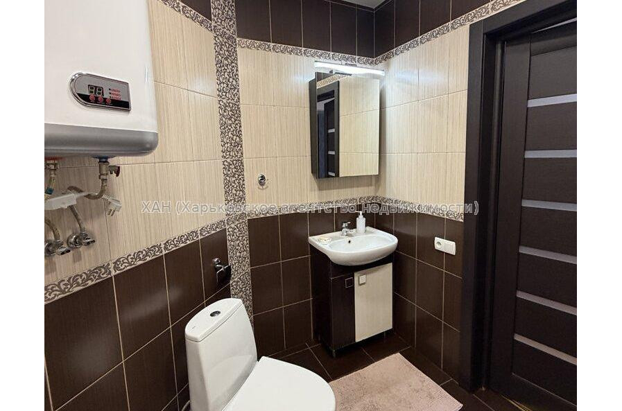 Продам квартиру, Велозаводская ул. , 2 кім., 57.50 м², евроремонт 