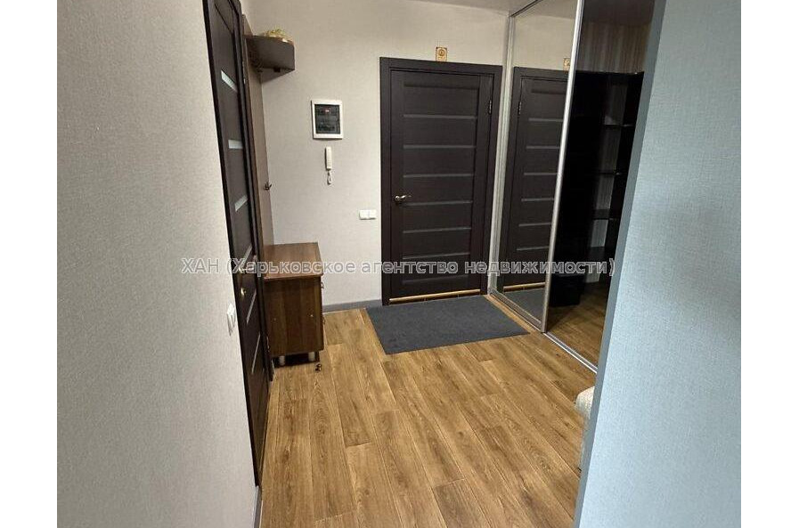 Продам квартиру, Велозаводская ул. , 2 кім., 57.50 м², евроремонт 