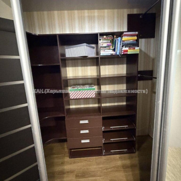 Продам квартиру, Велозаводская ул. , 2 кім., 57.50 м², евроремонт 