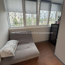 Продам квартиру, Велозаводская ул. , 2 кім., 57.50 м², евроремонт