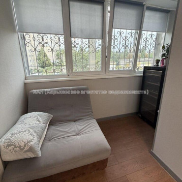Продам квартиру, Велозаводская ул. , 2 кім., 57.50 м², евроремонт 