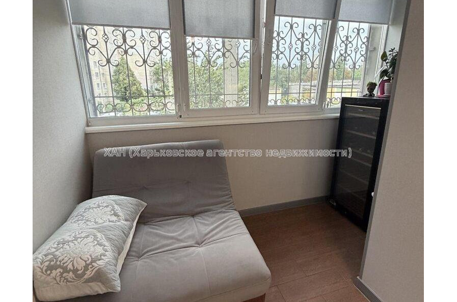 Продам квартиру, Велозаводская ул. , 2 кім., 57.50 м², евроремонт 