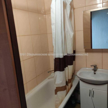 Продам квартиру, Олимпийская ул. , 1 кім., 33 м², косметический ремонт 