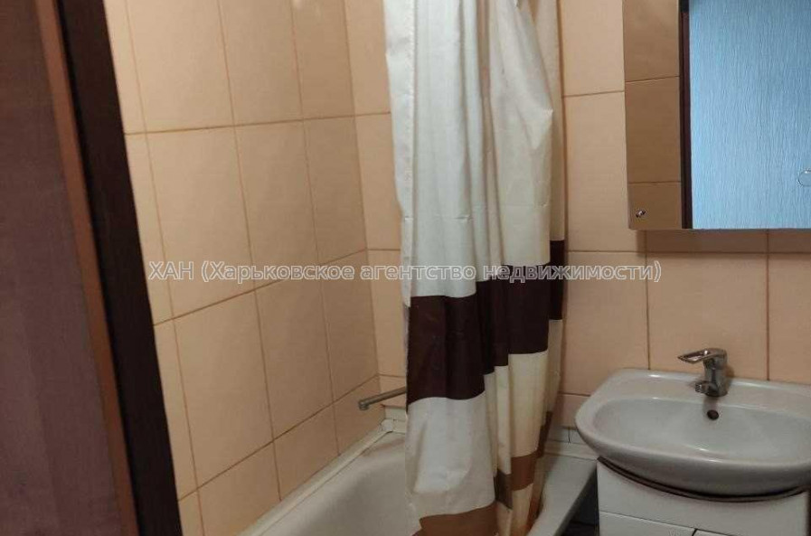 Продам квартиру, Олимпийская ул. , 1 кім., 33 м², косметический ремонт 