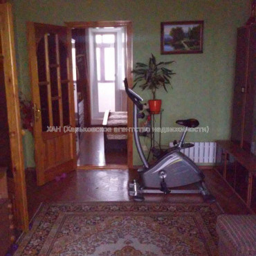 Продам квартиру, Пастера Луи ул. , 4 кім., 84 м², капитальный ремонт 