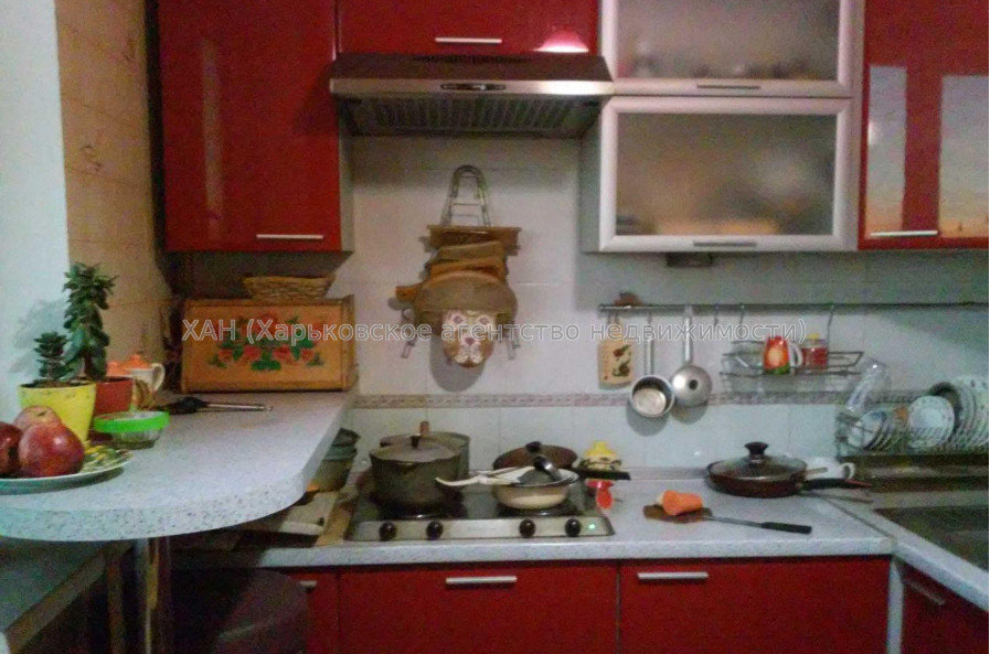 Продам квартиру, Пастера Луи ул. , 4 кім., 84 м², капитальный ремонт 