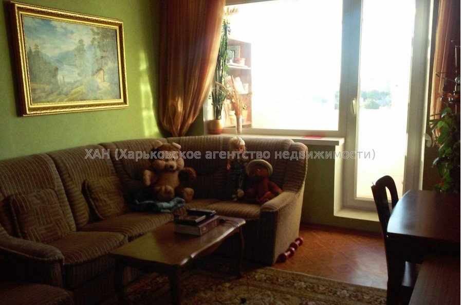Продам квартиру, Пастера Луи ул. , 4 кім., 84 м², капитальный ремонт 