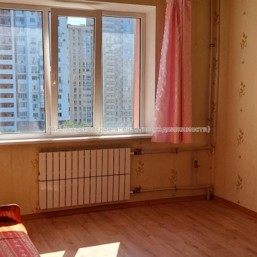 Продам квартиру, Лопанская ул. , 31 , 1 кім., 38 м², капитальный ремонт 