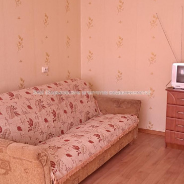 Продам квартиру, Лопанская ул. , 31 , 1 кім., 38 м², капитальный ремонт 