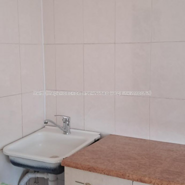Продам квартиру, Лопанская ул. , 31 , 1 кім., 38 м², капитальный ремонт 