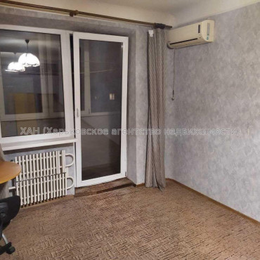 Продам квартиру, Ковтуна ул. , 1  ком., 40 м², капитальный ремонт 