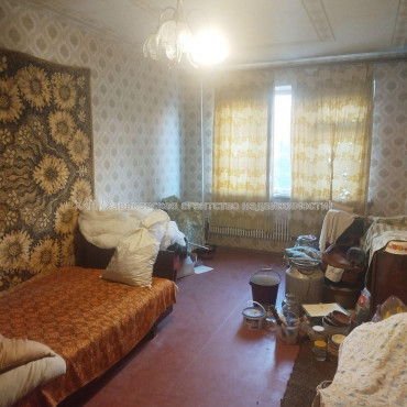 Продам квартиру, Победы просп. , 3 кім., 65 м², советский ремонт 