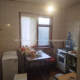Продам квартиру, Победы просп. , 3 кім., 65 м², советский ремонт 