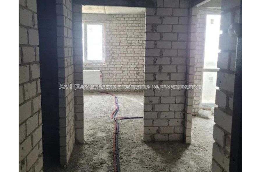 Продам квартиру, Полтавский Шлях ул. , 1  ком., 40 м², без внутренних работ 