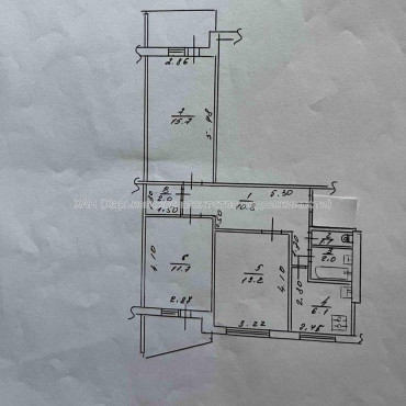 Продам квартиру, Амосова ул. , 3 кім., 65 м², косметический ремонт 