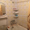 Продам квартиру, Амосова ул. , 3 кім., 65 м², косметический ремонт 