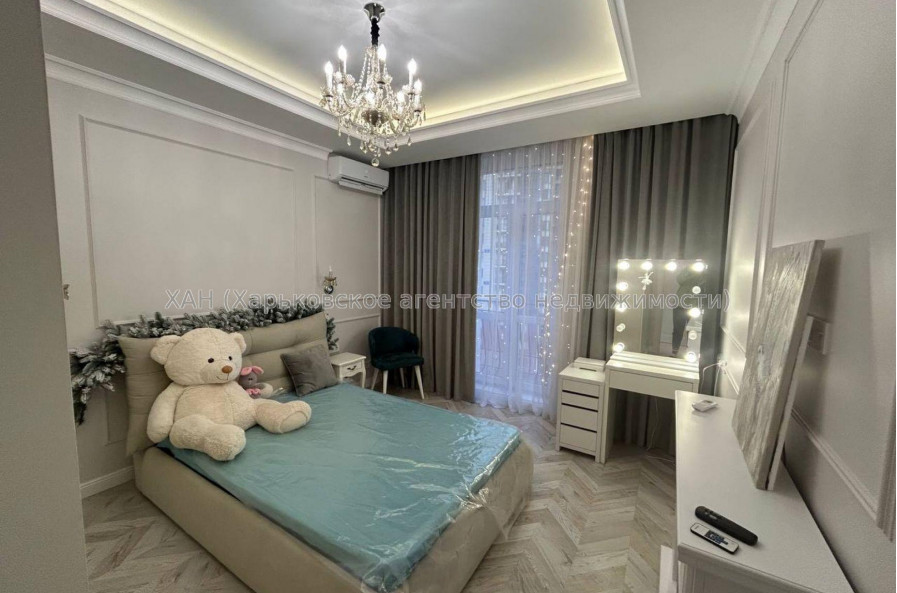 Продам квартиру, Профессорская ул. , 3 кім., 80 м², евроремонт 