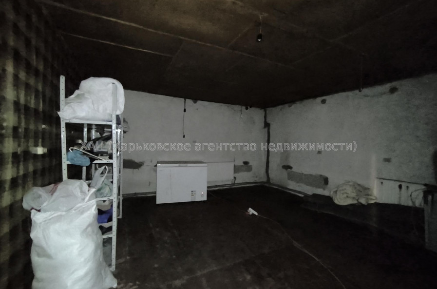 Продам дом, Сидоренковская ул. , 212.70 м², 6 сот., без ремонта 