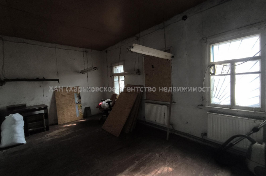 Продам дом, Сидоренковская ул. , 212.70 м², 6 сот., без ремонта 