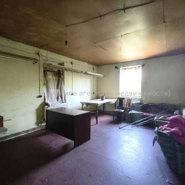 Продам дом, Сидоренковская ул. , 212.70 м², 6 сот., без ремонта 
