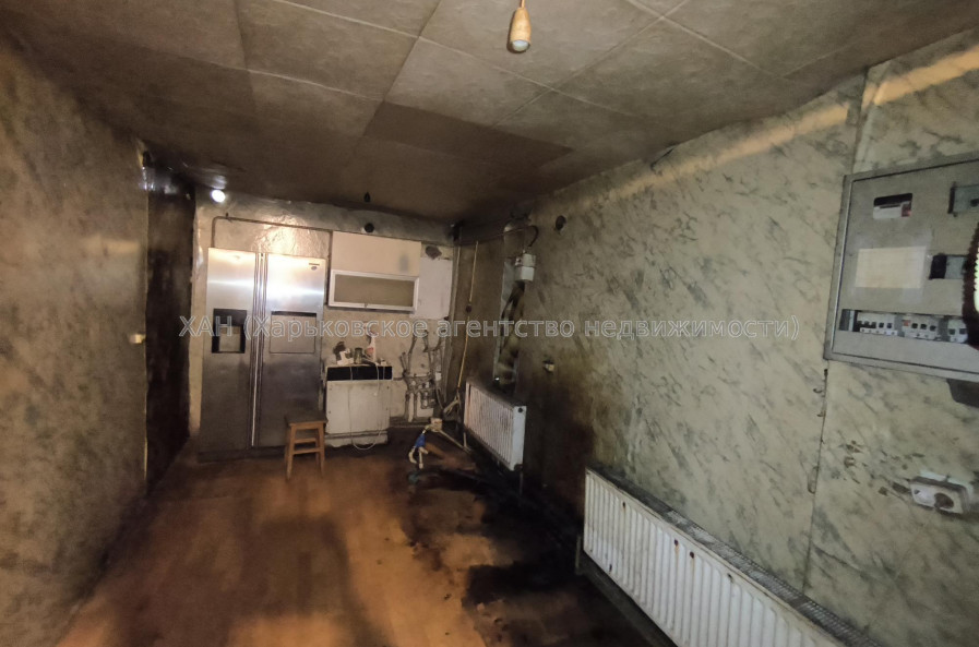 Продам дом, Сидоренковская ул. , 212.70 м², 6 сот., без ремонта 